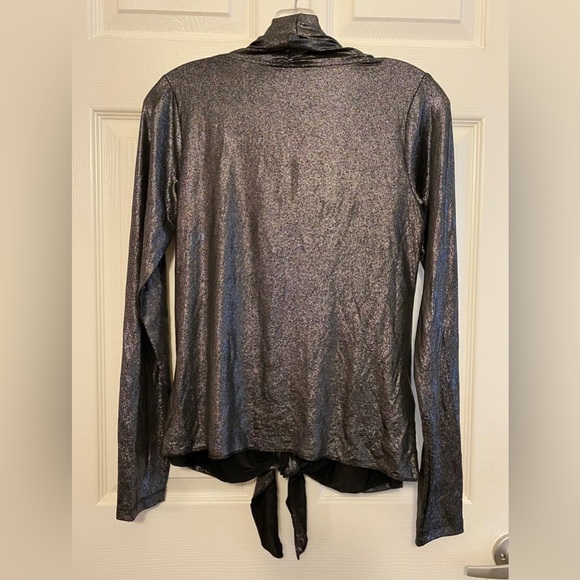 Romeo & Juliet Couture Shimmer Cardigan Top Blouse NWT S Small - Picture 4 of 4